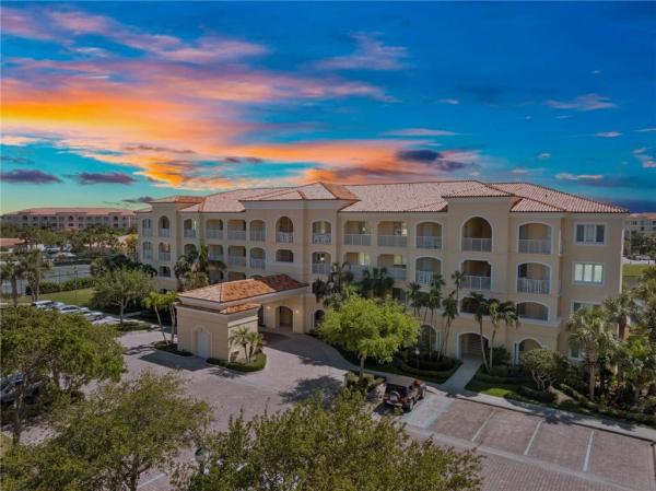 Harbour Isle East, 2 Harbour Isle Dr #202, Fort Pierce, Florida 34949, image 1