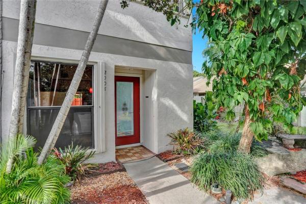 Pines West, 3050 S Oakland Forest Dr #2008, Oakland Park, Florida 33309, image 1
