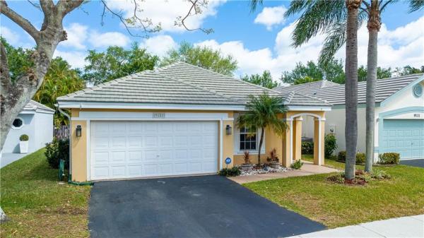 Lake Park, 9121 Lake Park Cir N, Davie, Florida 33328, image 1