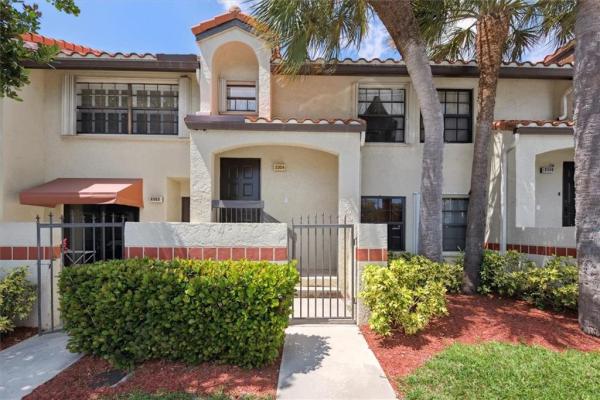 Embassy Square, 2304 Congressional Way #2304, Deerfield Beach, Florida 33442, image 1