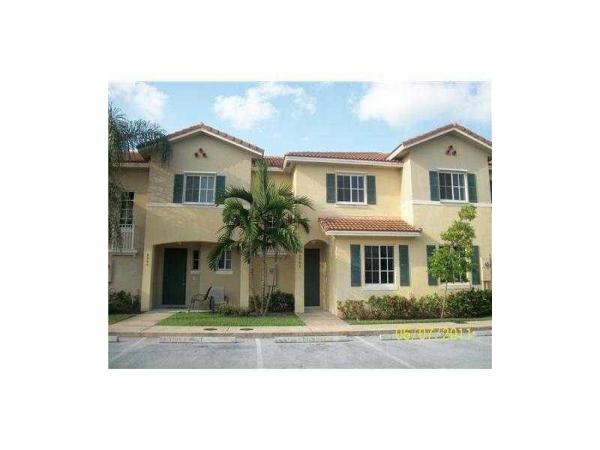 San Remo Townhomes, 6062 SW 19th Ct, North Lauderdale, Florida 33068, image 2