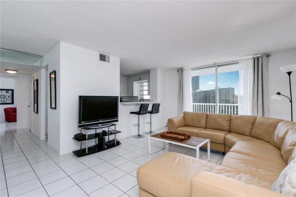 Golden Surf Towers, 137 Golden Isles Dr #1504, Hallandale Beach, Florida 33009, image 2