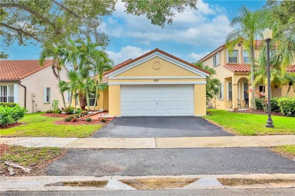Springside Lake, 833 Falling Water Rd, Weston, Florida 33326, image 1