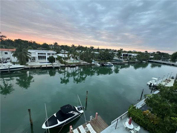 West Bay Club, 9440 W Bay Harbor Dr #5C, Bay Harbor Islands, Florida 33154, image 1