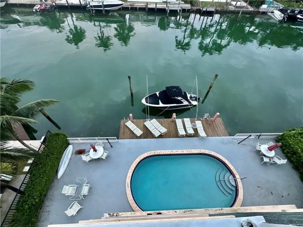 West Bay Club, 9440 W Bay Harbor Dr #5C, Bay Harbor Islands, Florida 33154, image 3