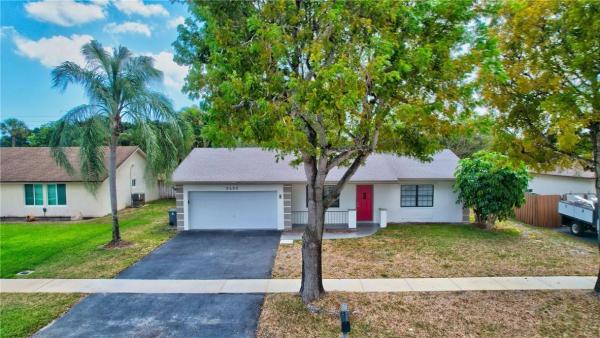 American Homes At Southwind Lakes, 9490 Richmond Cir, Boca Raton, Florida 33434, image 3