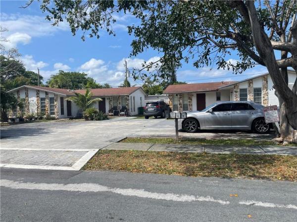 St James Park Delmar, 47-49 SE 13th St, Dania Beach, Florida 33004, image 1
