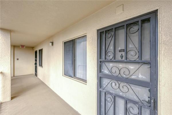 Huntington Lakes 3, 14426 Amberly Ln #202, Delray Beach, Florida 33446, image 3