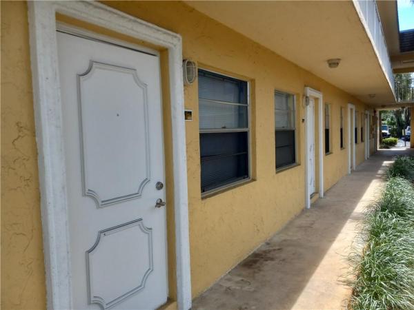 Village Park At Oakland, 5168 NE 6th Ave #404, Oakland Park, Florida 33334, image 1