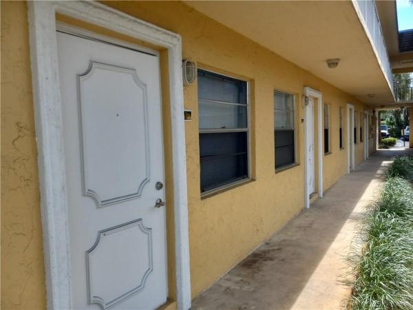 Village Park At Oakland, 5168 NE 6th Ave #404, Oakland Park, Florida 33334, image 1