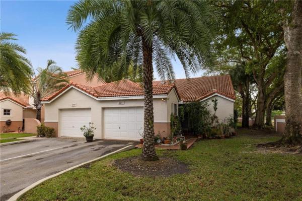 Walden Pond At Woodmont, 8263 NW 70th St #8263, Tamarac, Florida 33321, image 1