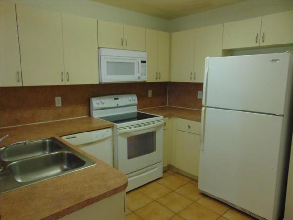 The Villas At Harbor Isles, 2271 NE Mariner Ct #2609, Dania Beach, Florida 33312, image 1