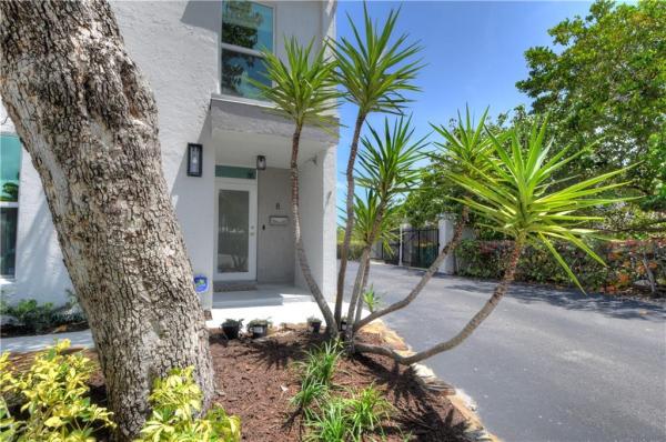 Cypress Cove, 8 Coventry Way #19B, Wilton Manors, Florida 33305, image 1