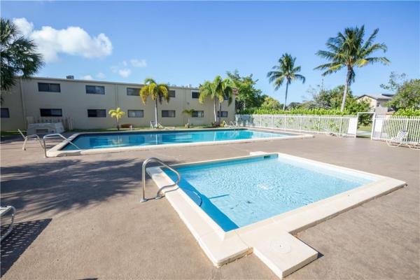 Village Townhouse Pompano Beach, 1225 S Flagler Ave #312, Pompano Beach, Florida 33060, image 1