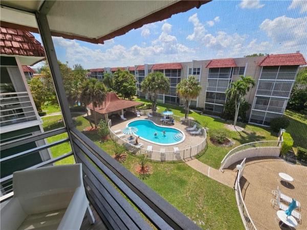 Las Vistas In Inverrary, 3521 Inverrary Dr #410, Lauderhill, Florida 33319, image 1
