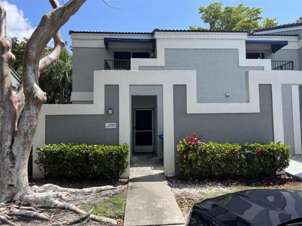 Cross Creek Townhomes, 2334 SW 82nd Ter, North Lauderdale, Florida 33068, image 1