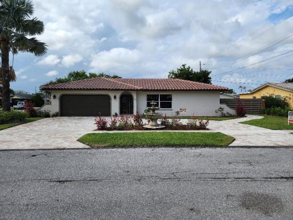 University Park Country Club Estates, 1 Forest Hills Ln, Boca Raton, Florida 33431, image 1