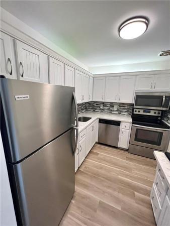 Imperial Point Colonnades, 2220 NE 68th St #1024, Fort Lauderdale, Florida 33308, image 1