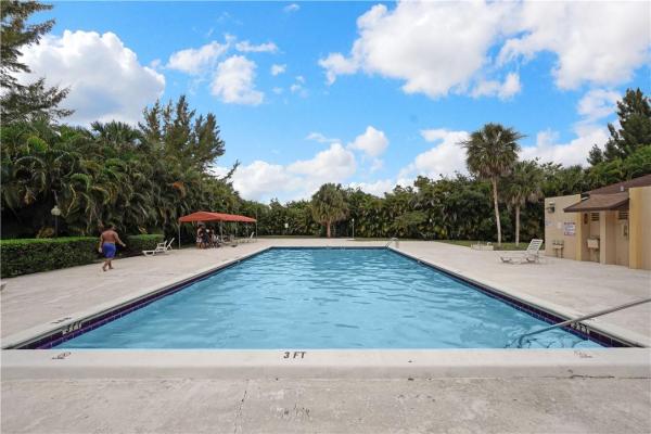 Foxcroft, 3490 Foxcroft Rd #B205, Miramar, Florida 33025, image 3