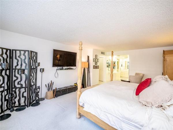 Sea Ranch Club C, 4900 N Ocean Blvd #308, Lauderdale By The Sea, Florida 33308, image 3