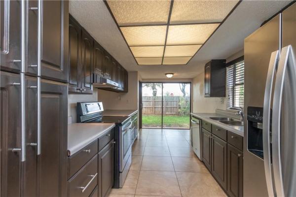 Woodgate North, 6707 SW 127th Pl #6707, Kendale Lakes, Florida 33183, image 2