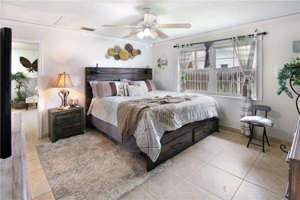 Lakewood East, 934 Banks Rd, Coconut Creek, Florida 33063, image 1