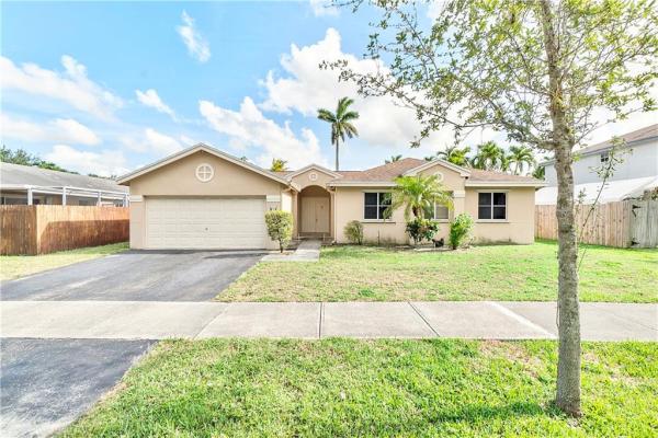 Hammock Estates, 4742 NW 15th St, Coconut Creek, Florida 33063, image 1
