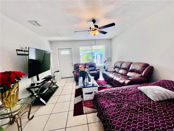 Cannongate, 905 Sumter Rd W, West Palm Beach, Florida 33415, image 2