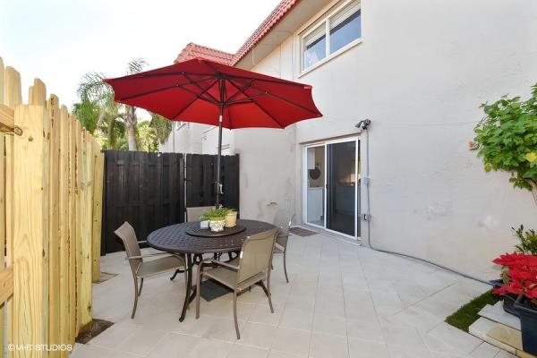 Windsor Court, 3030 NE 5th Ter #3, Wilton Manors, Florida 33334, image 1