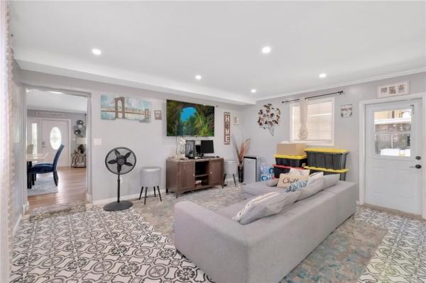 Mansionette Homes, 1335 NE 204th Ter, Ives Estates, Florida 33179, image 2