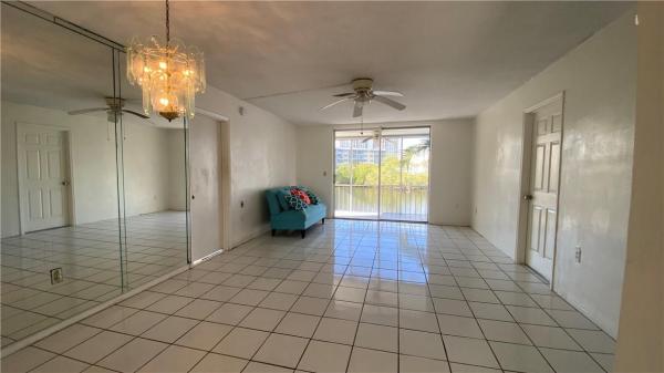 Point East, 3030 Marcos Dr #T201, Aventura, Florida 33160, image 3
