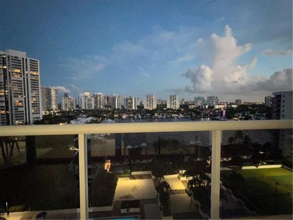 Harborside At The Waterways, 3640 Yacht Club Dr #1407, Aventura, Florida 33180, image 1