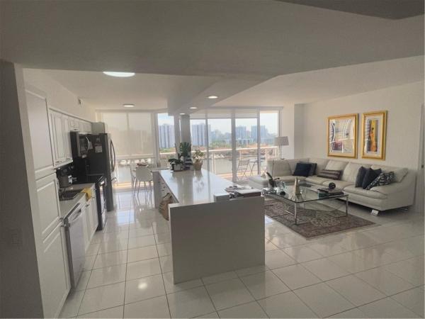 Harborside At The Waterways, 3640 Yacht Club Dr #1407, Aventura, Florida 33180, image 3