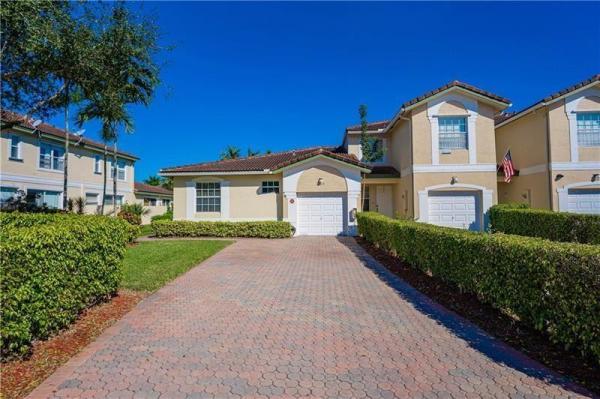 Pelican Pointe, 11639 NW 47th Ct, Coral Springs, Florida 33076, image 1