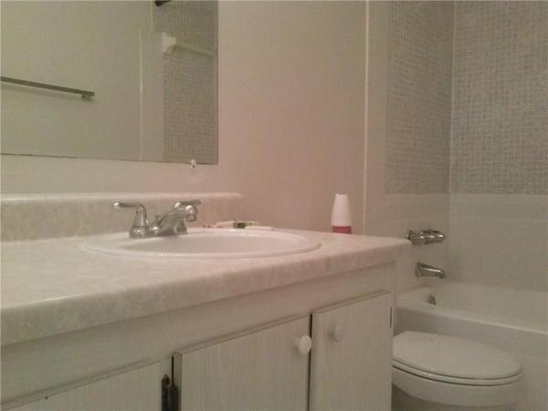 Clear Lake Palms, 405 Executive Center Dr #212, West Palm Beach, Florida 33401, image 1