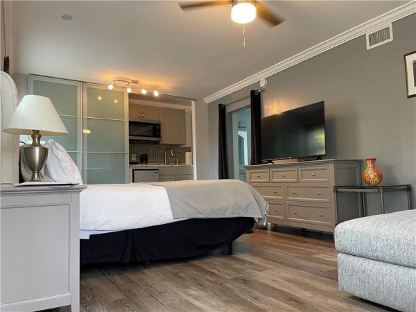 Barcelona Villas, 832 NE 16th Ter #1-4, Fort Lauderdale, Florida 33304, image 3