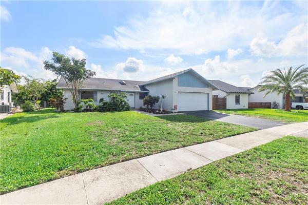 Springtree West, 4670 NW 93rd Ave, Sunrise, Florida 33351, image 1