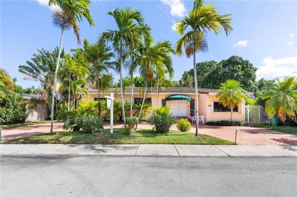 Highland Manor, 620 NE 181st St, North Miami Beach, Florida 33162, image 1