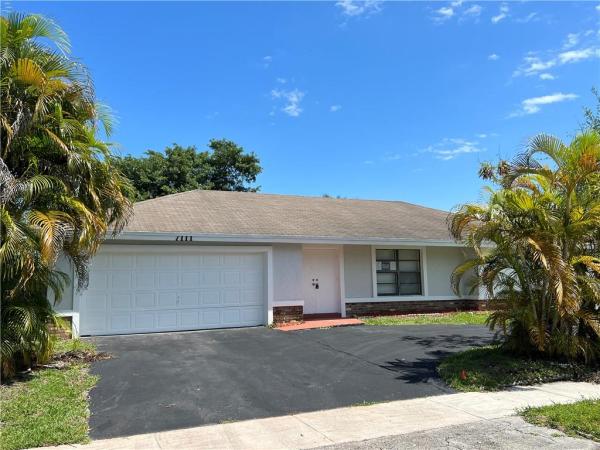 Boulevard East, 7111 NW 46th Ct, Lauderhill, Florida 33319, image 1
