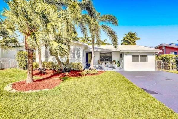 Flamingo Manors, 2124 N 14th Ct, Hollywood, Florida 33020, image 1