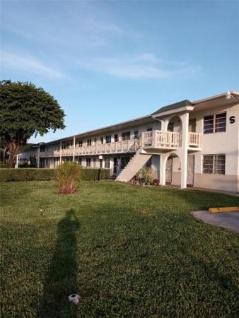 Romont South Green, 130 NE 202nd Ter #S3, Miami Gardens, Florida 33179, image 3