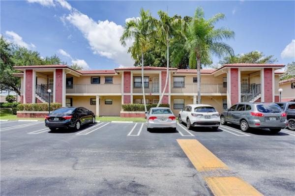Royal Grenadier, 9649 NW 4th St #5E, Coral Springs, Florida 33071, image 1