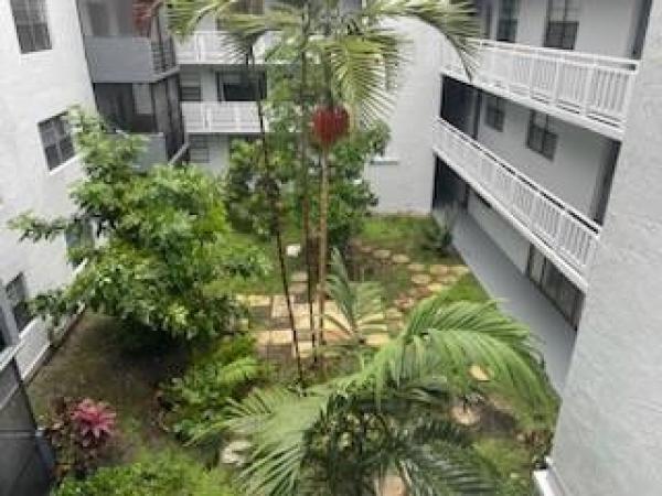 Brookview, 13500 NE 3rd Ct #320, North Miami, Florida 33161, image 2