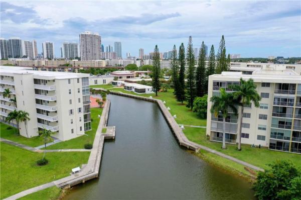 Point East, 2851 Leonard Dr #J614, Aventura, Florida 33160, image 1