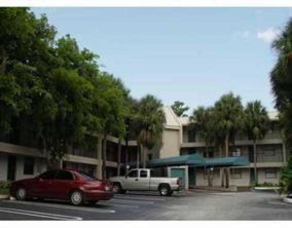 Ramblewood Court, 8749 Shadow Wood Blvd #103, Coral Springs, Florida 33071, image 1