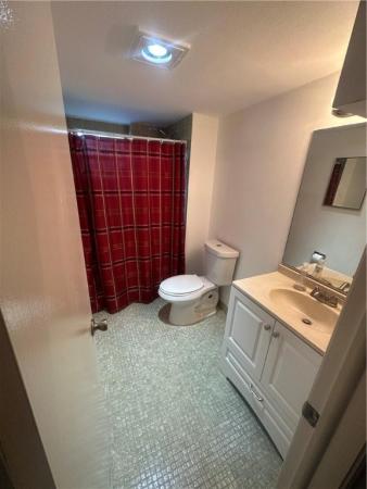 Live Oak Of Pine Island Ridge, 9460 Live Oak Pl #209, Davie, Florida 33324, image 2