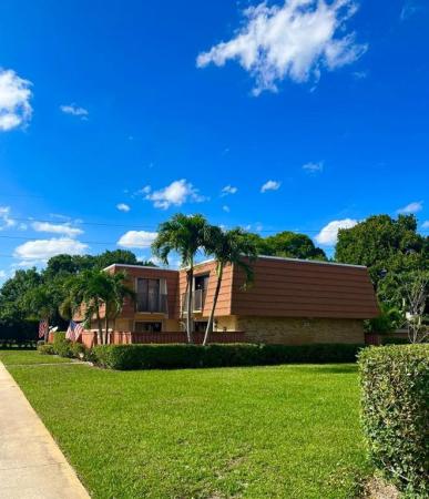 Waterford Courtyards At Crystal Lakes North, 2909 Waterford Dr #2909, Deerfield Beach, Florida 33442, image 1