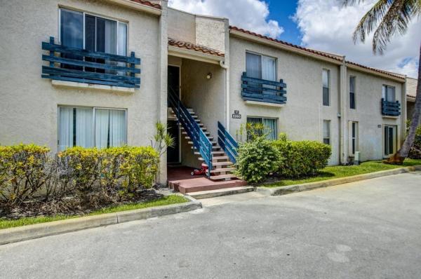 Embarcadero, 5260 NE 6th Ave #17D, Oakland Park, Florida 33334, image 1