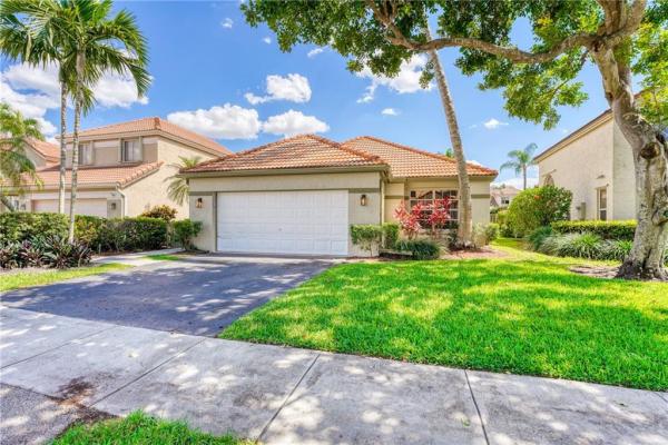 Oak Park, 9248 Magnolia Ct, Davie, Florida 33328, image 1