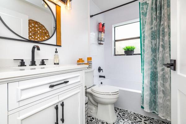 Sun Valley East, 9891 Pavarotti Ter #104, Boynton Beach, Florida 33437, image 2